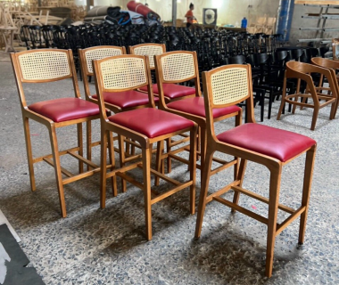 Ghế quầy bar tựa mây