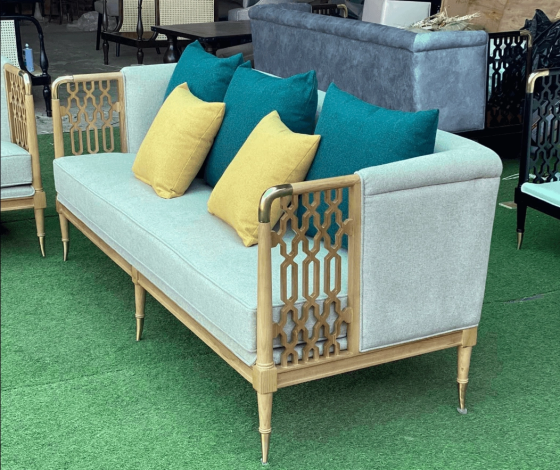 Xu hướng thiết kế ghế sofa băng dài gỗ năm 2024
