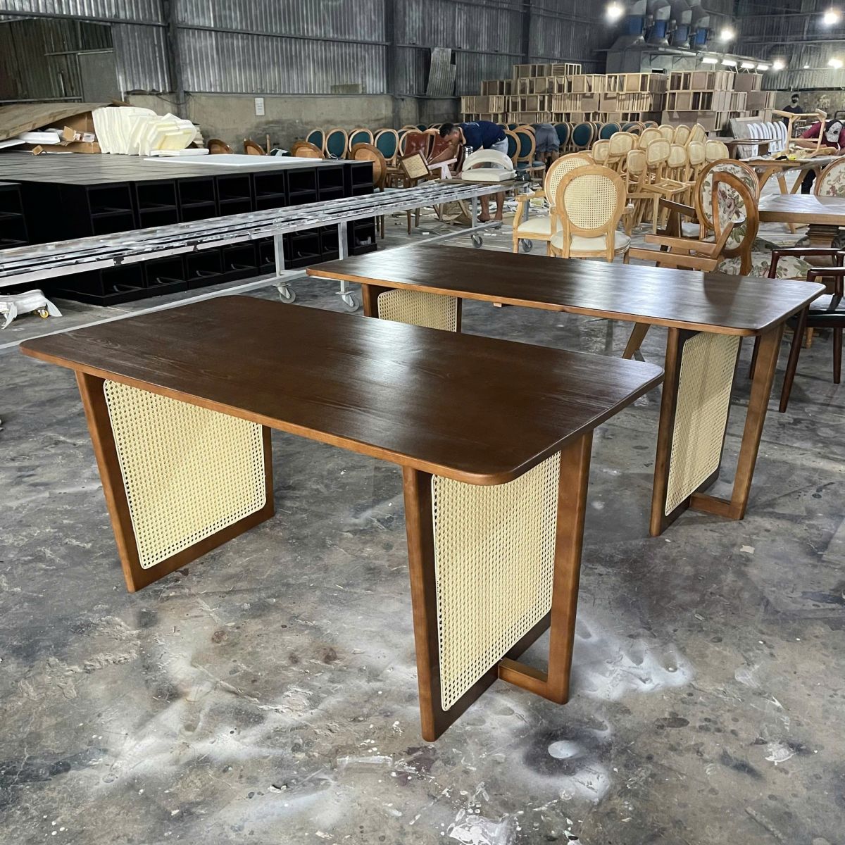 bàn ăn decor chân mây gỗ tự nhiên thiết kế tối giản hiện đại