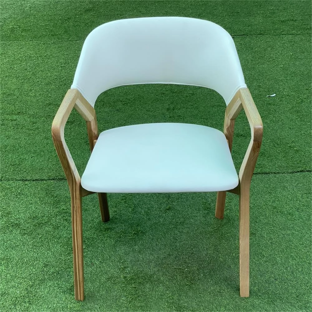 Ghế ăn Cassina khung gỗ ASH bọc nệm