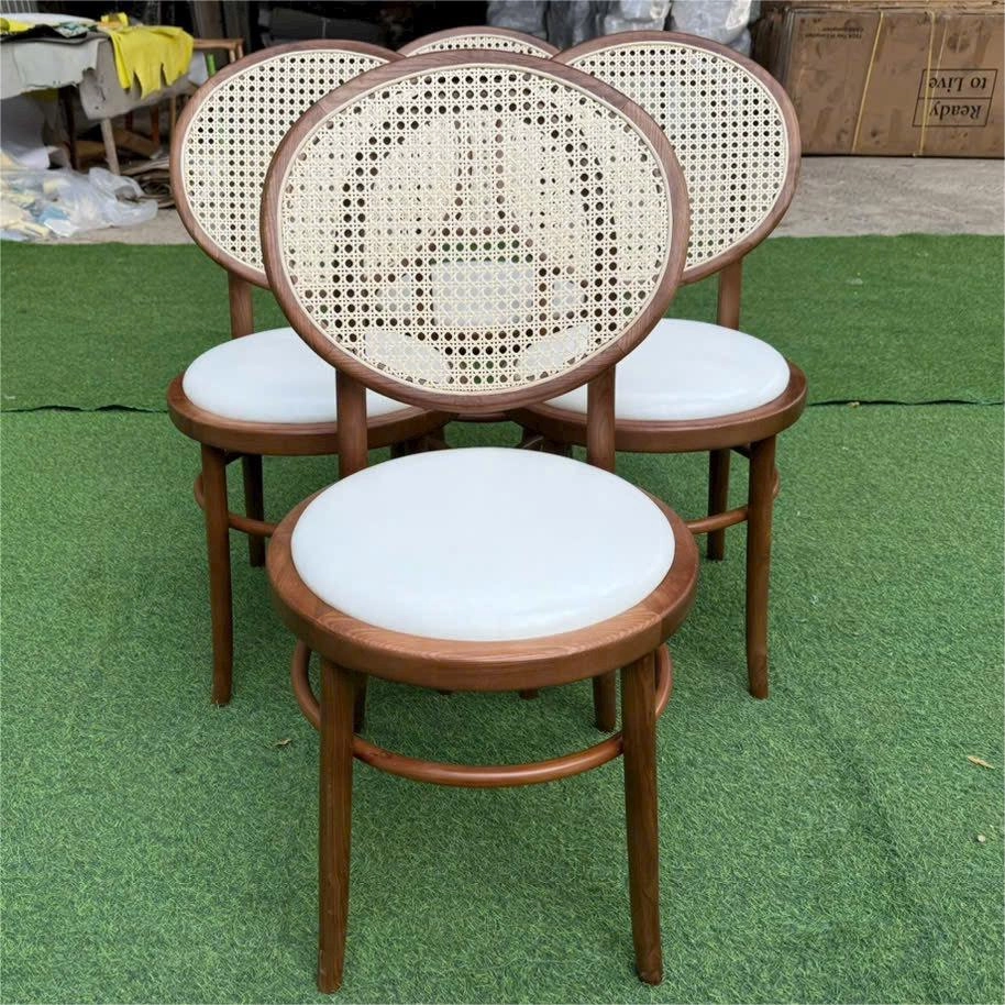 Ghế cafe Thonet tựa tròn mặt nệm gỗ ash