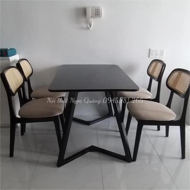 Bộ bàn ăn chân V kết hợp ghế Secco