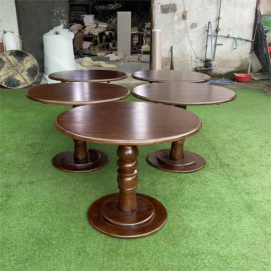 Bàn ăn tròn chân tiện lục bình gỗ Ash