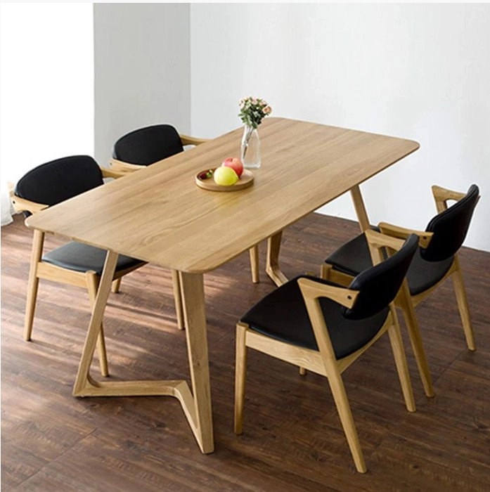 Bộ bàn ăn chân V kết hợp 4 ghế KAI