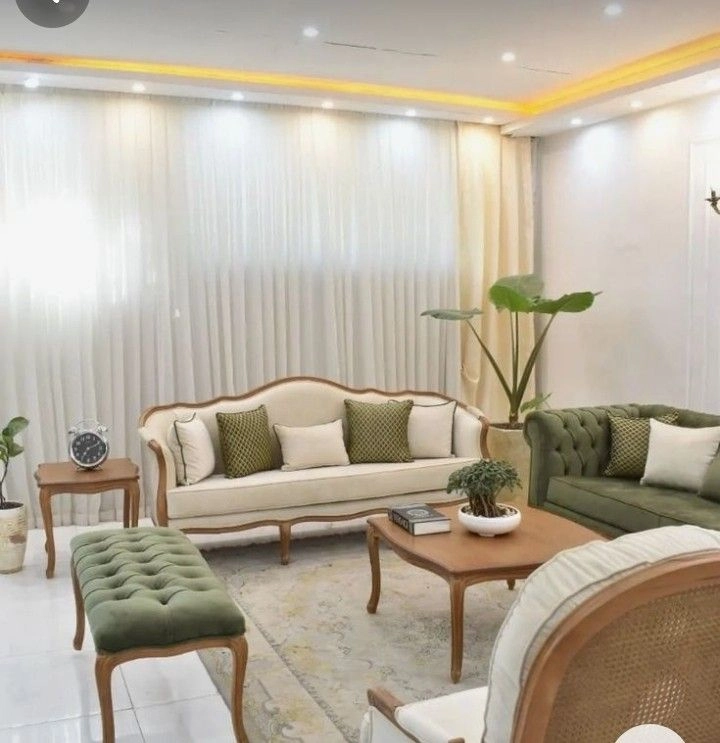 Bộ sofa phòng khách Louis cổ điển kết hợp ghế bench Indochine