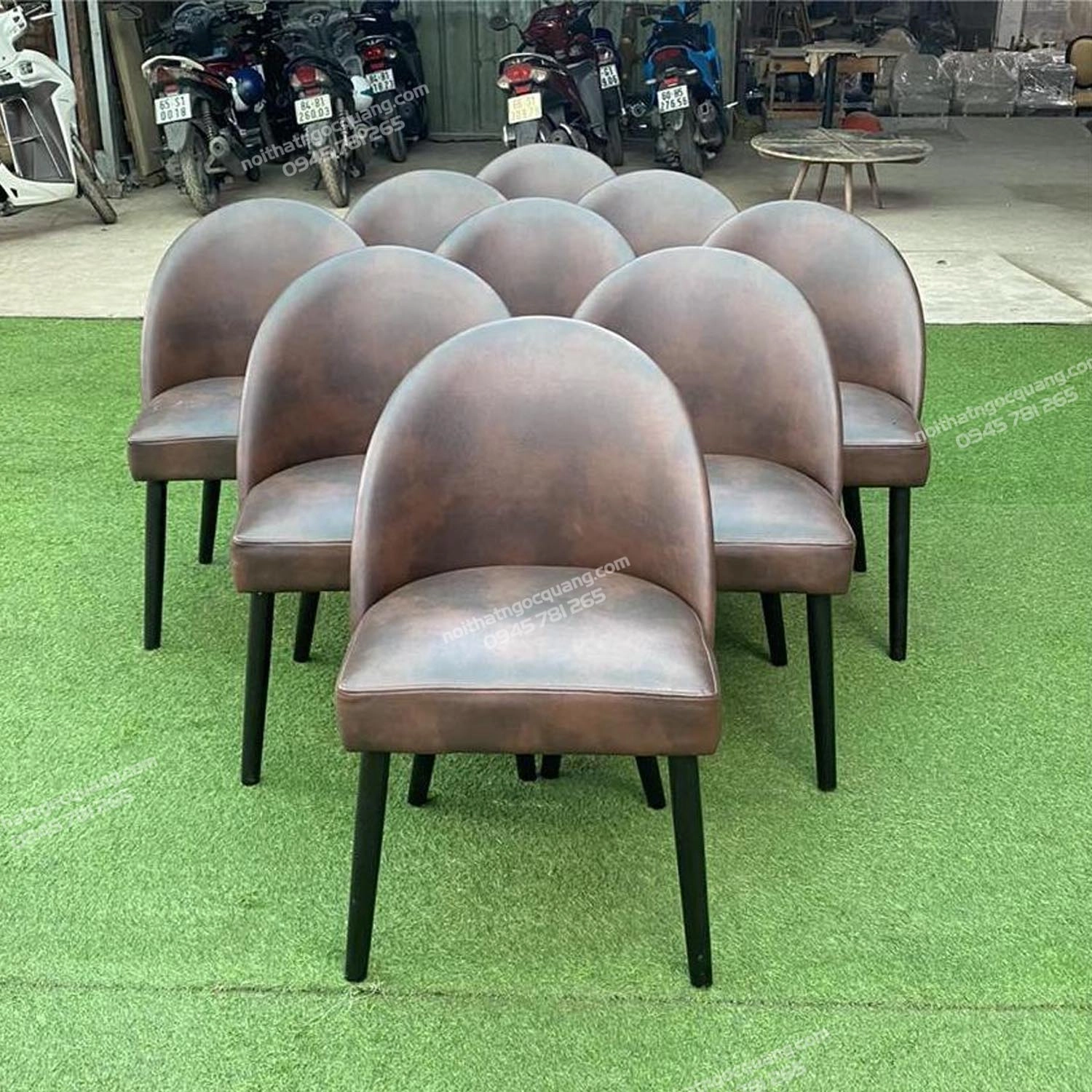 Ghế cafe gỗ Velvet không tay 