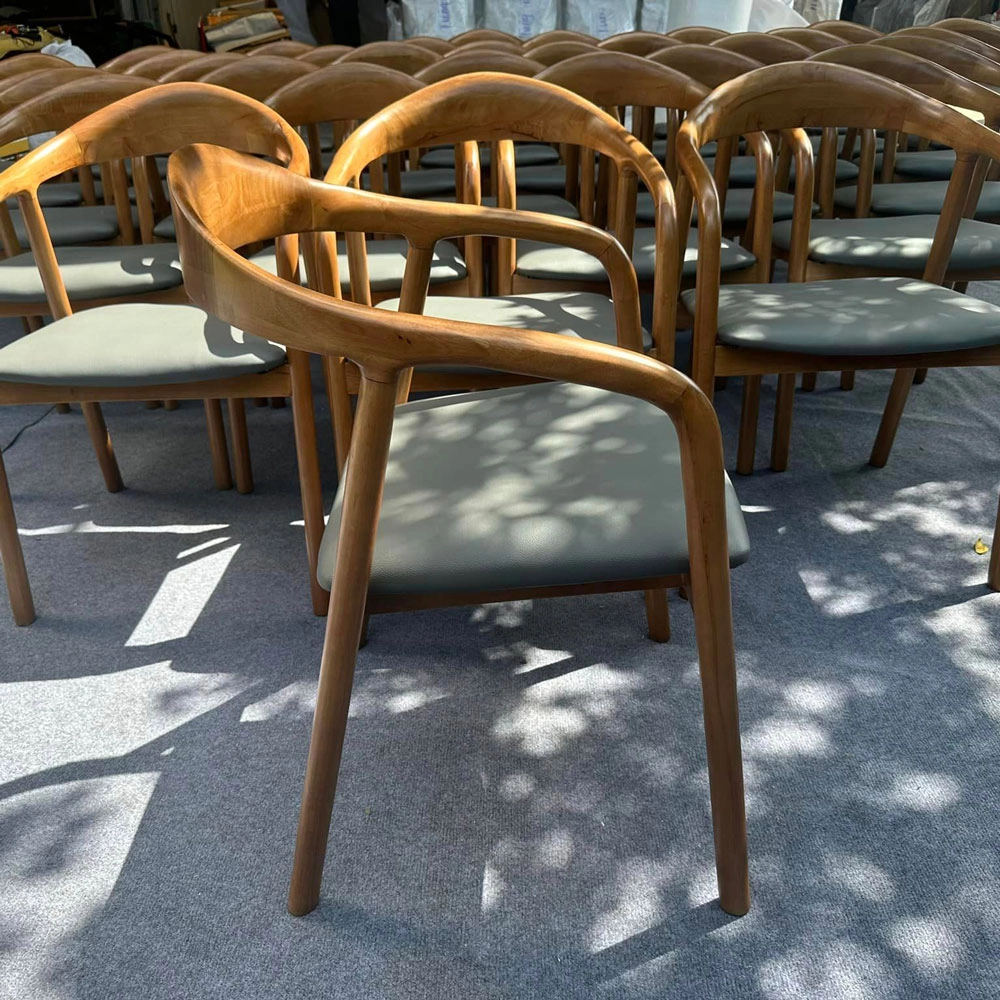 Ghế cafe gỗ Neva nệm có tay