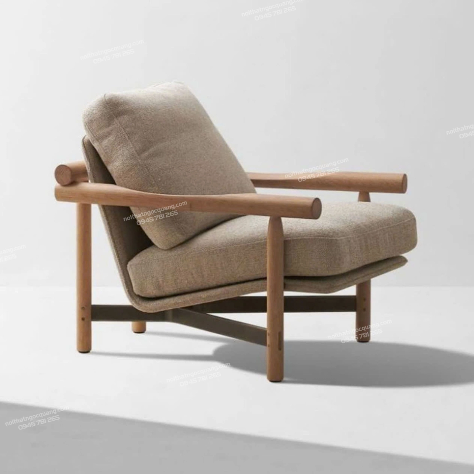 Ghế sofa cafe đơn vintage Stilt Armchair